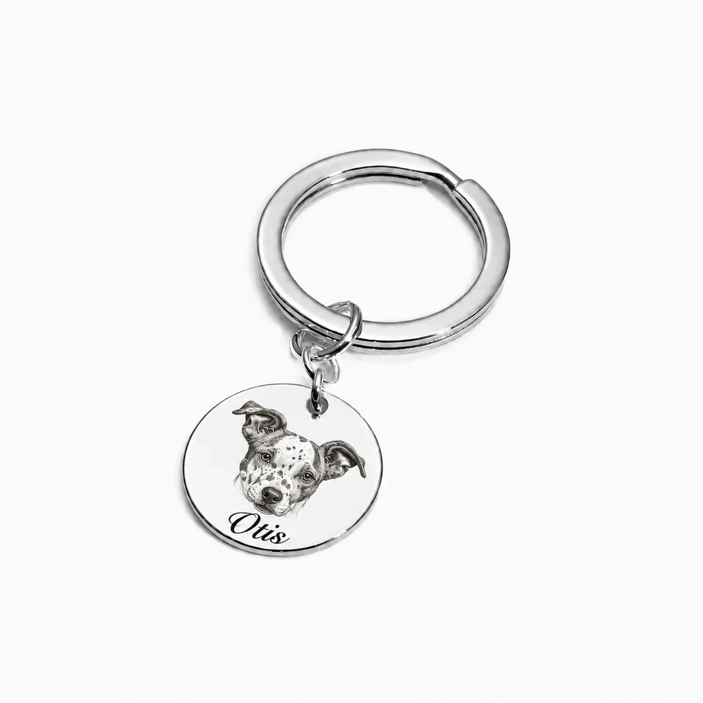Personalized pet portrait keychain with photo engraving
