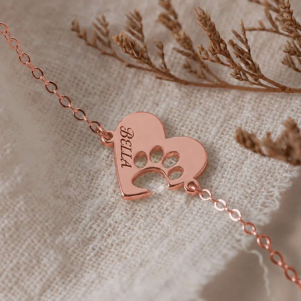 Personalized two-heart bracelet with pet name and paw motif – product detail 6