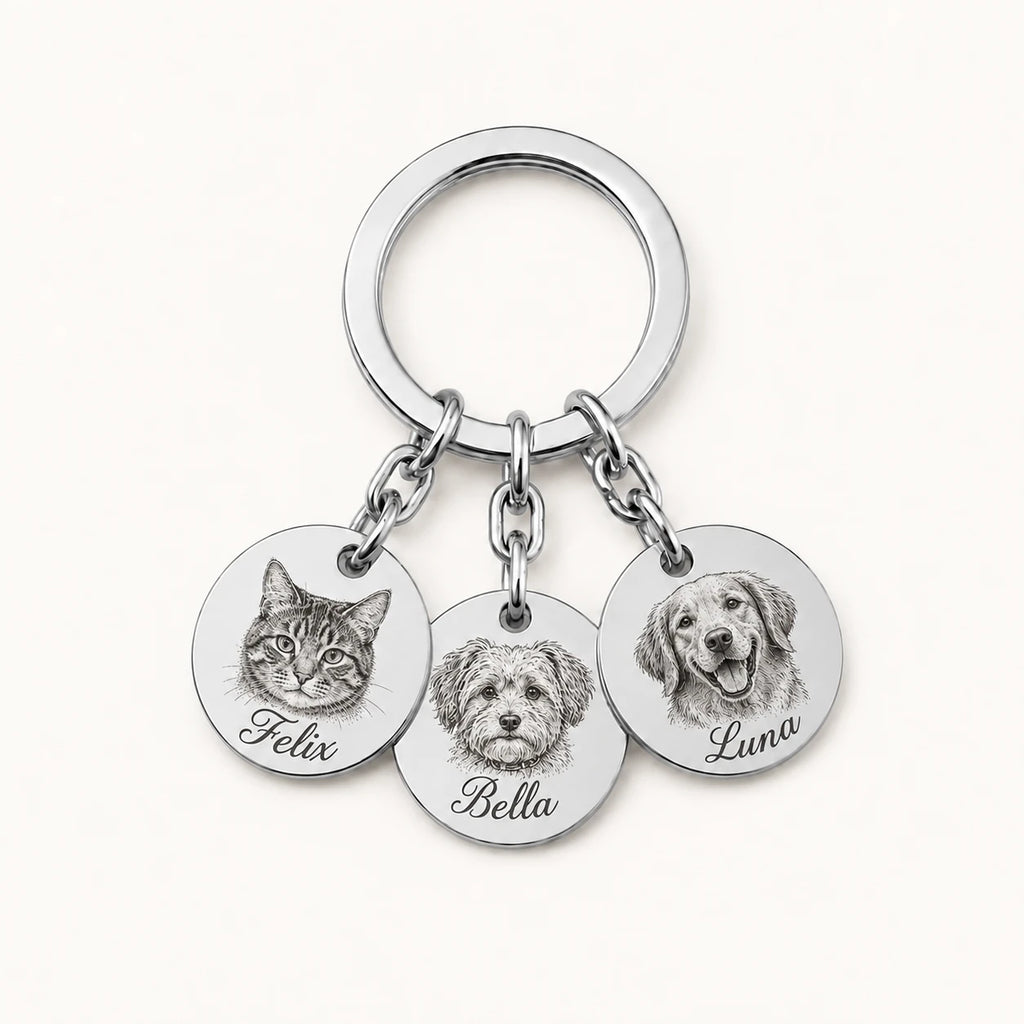 Personalized pet portrait keychain with photo engraving