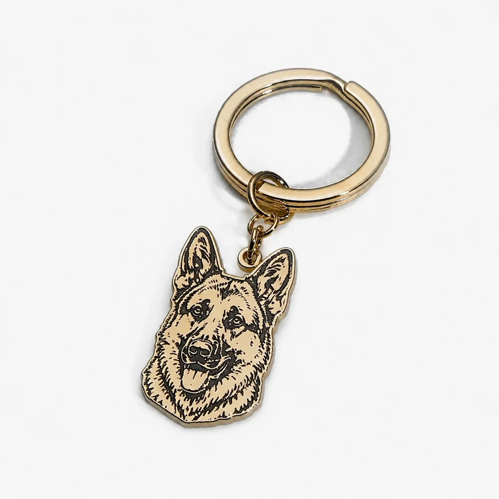 Custom pet silhouette keychain shaped from pet photo – product detail 1