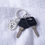Custom pet silhouette keychain shaped from pet photo – product detail 4